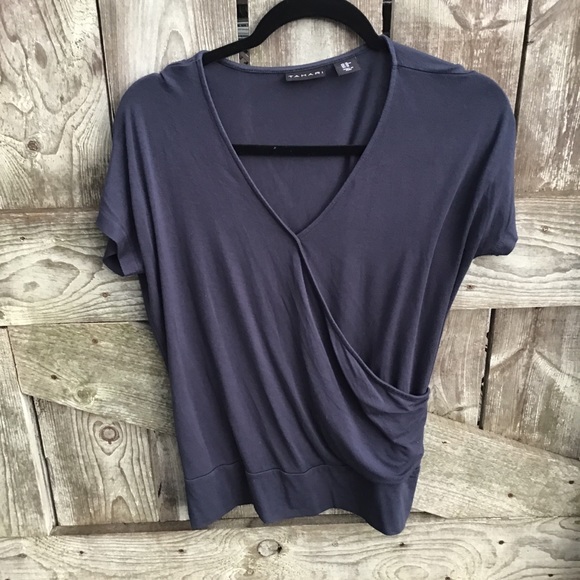 Tahari shirt Clearance